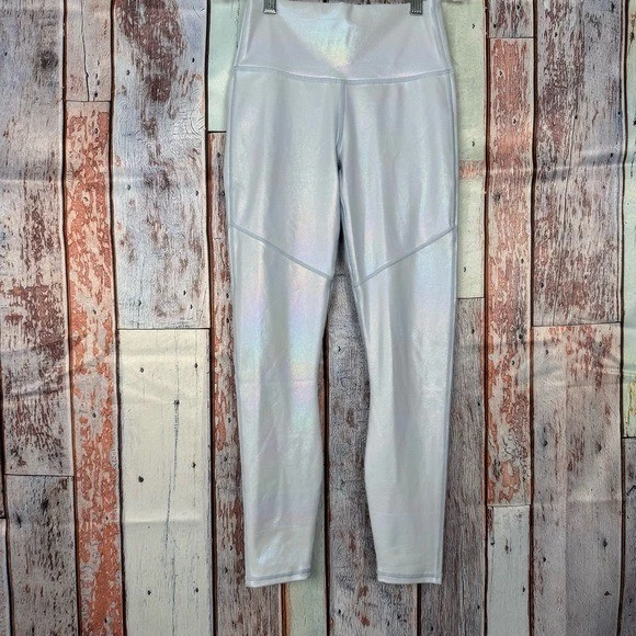 Fabletics XS Leggings Women's Blue Iridescent High Waist Cropped Capris Workout - Image 1 of 4