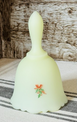 Fenton Art Glass Christmas Classics Bell Series 1983 Edition Fantasy - Picture 2 of 6
