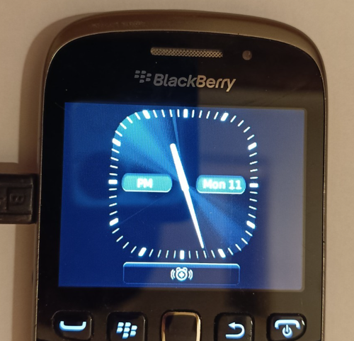 Blackberry Curve 9320 Black O2 Network QWERTY Mobile Smartphone Password Locked - Picture 5 of 11