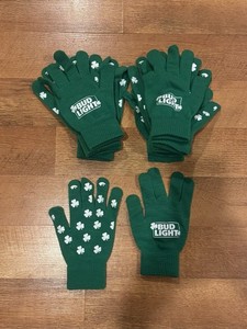 Bud Light 6 pairs Knit Green/White Clover Wrist Gloves One Size