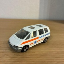 Majorette Minicar Renault Espace Ambulance -TOY CAR- USED