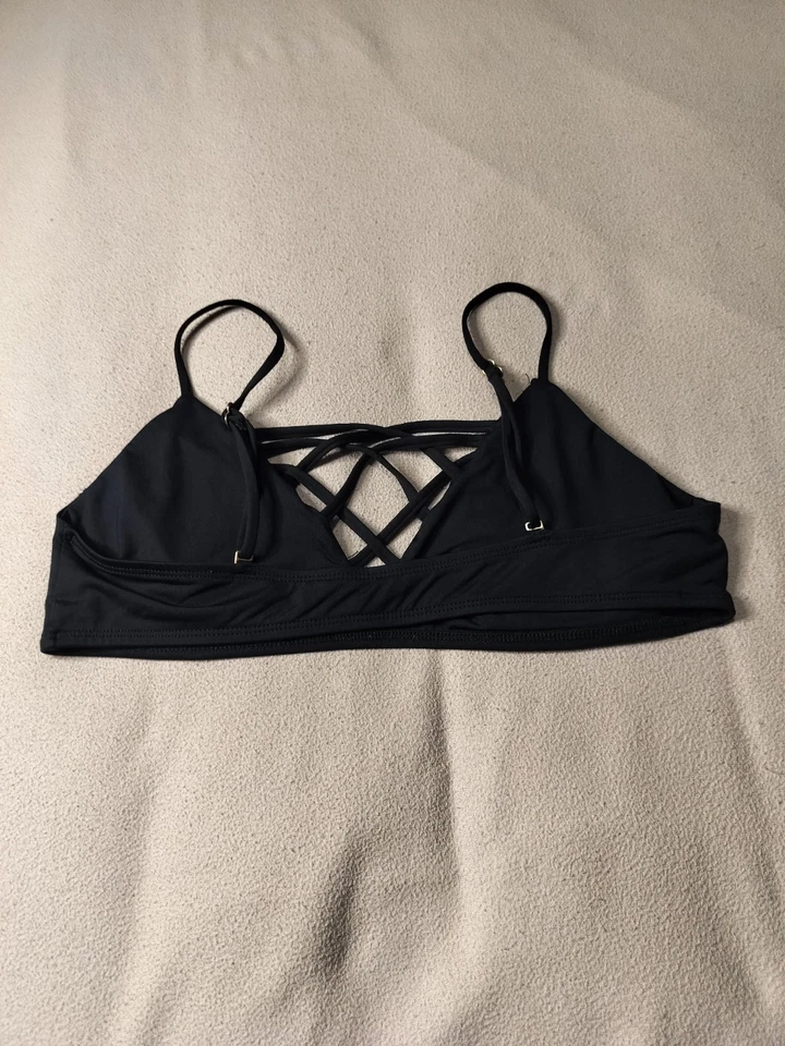 Top de bikini de natación L* Space convertible sexy con correa tejida para mujer, negro L. Foto 4 de 4