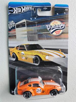 2024 Hot Wheels Vintage Racing HRT81 HRV10 Custom Datsun 24OZ 5/5