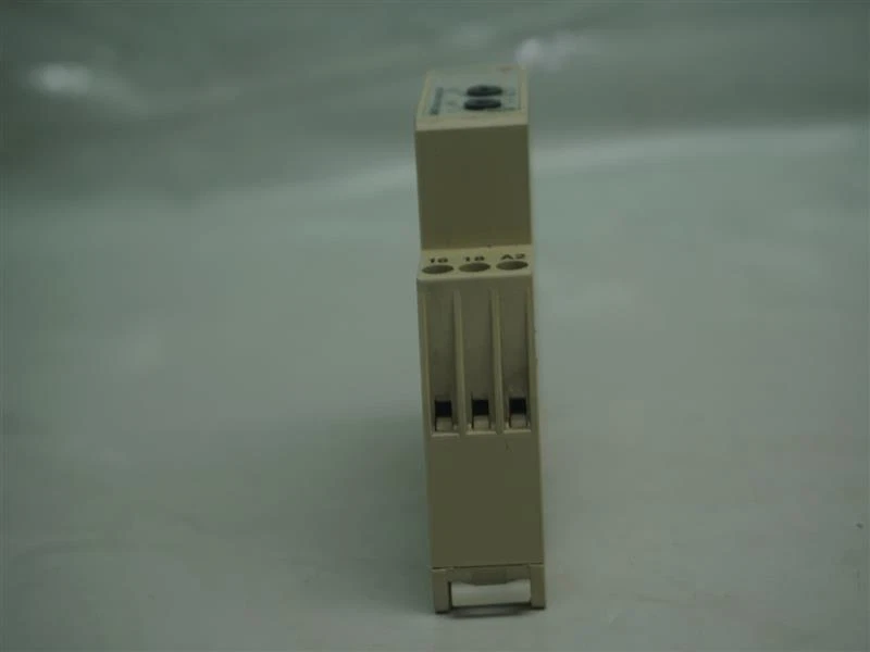 Carlo Gavazzi DAA51CM24B001 Delay on Operate Timer 30 Days Warranty - Image 3 of 4