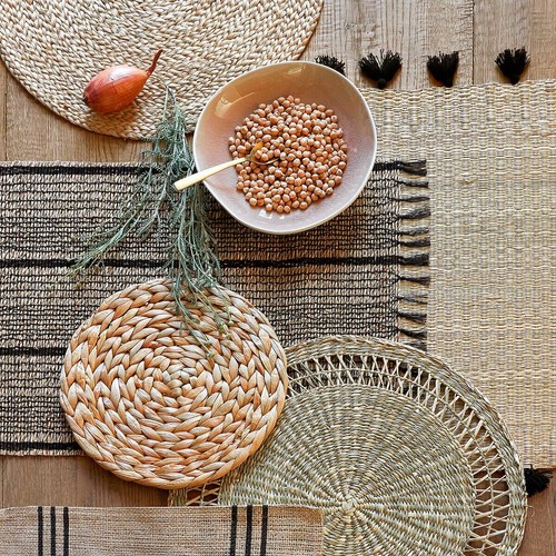 La Redoute Solifa Thick Woven Straw Place Mats Set x4 Natural Dining Placemats - Picture 3 of 5