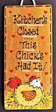 CHICKEN SIGN Kitchen's Closed WALL HANGER PLAQUE Country Rooster Kitchen Decor