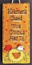 CHICKEN SIGN Kitchen's Closed WALL HANGER PLAQUE Country Rooster Kitchen Decor