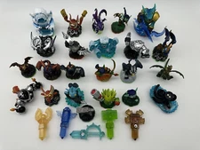 Activision Skylanders Lot of  26  multiple series.