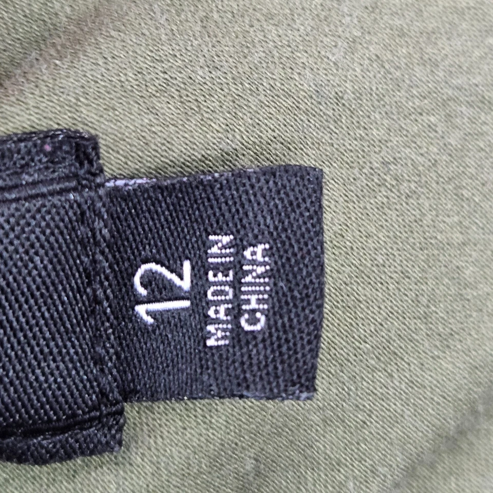 Pantalones Cortos Mujer Torrid 12 Verde Chino Puños Tiro Medio 5" Foto 3 de 4