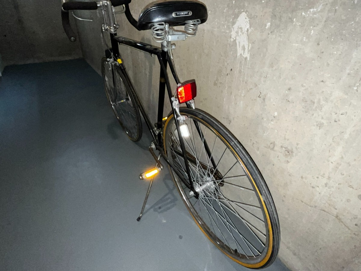 Vintage 70s SCHWINN CONTINENTAL Road Bicycle 10 Speed Black 