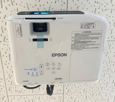 EPSON EB-W55 Beam Projector Business Projector WXGA 3LCD 4,000lm / Express