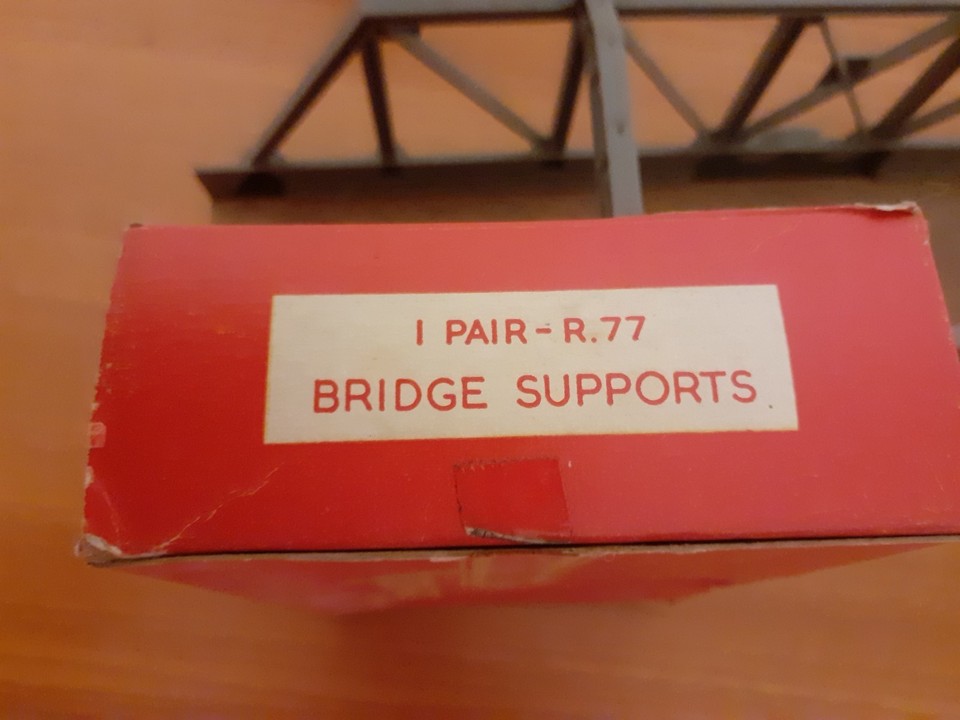 Triang OO Gauge R78 Plastic & Wood Girder Bridge + R77 Bridge Piers ...