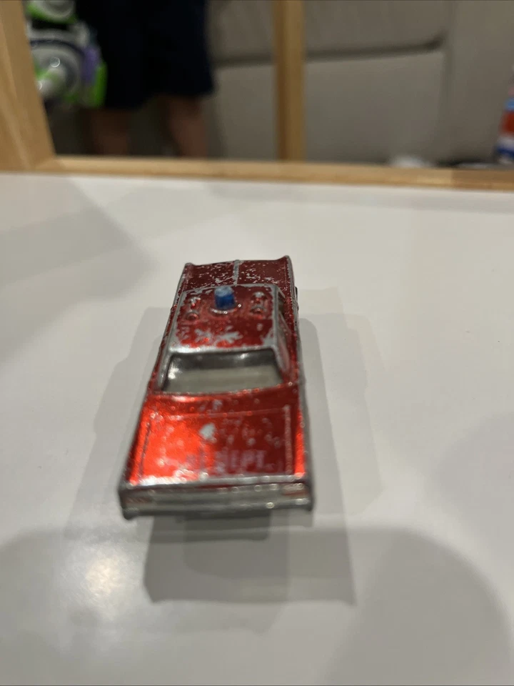 Hot Wheels Redlines  Fire Chief Cruiser - Image 4 of 4