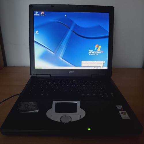 Retro Laptop ACER Travelmate 273x 14" Pentium4 256DDR 20Gb HDD FDD combo... - Zdjęcie 3 z 19