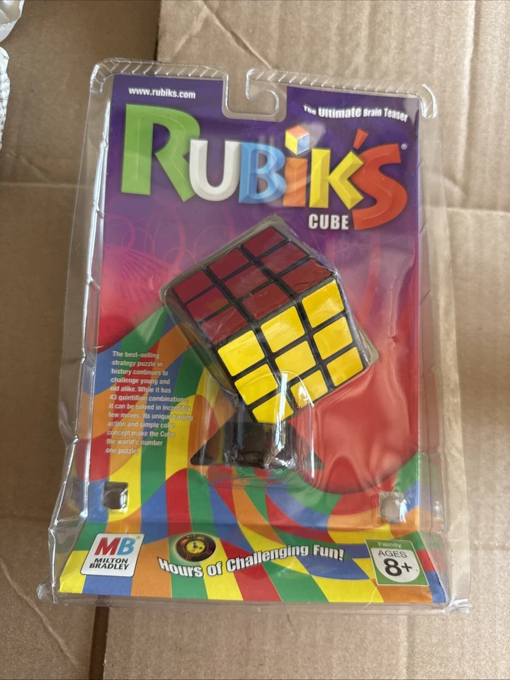 New/Sealed 25 Year Edition 2002 Hasbro Rubik's Cube & Stand 30011 (H) - Image 2 of 2