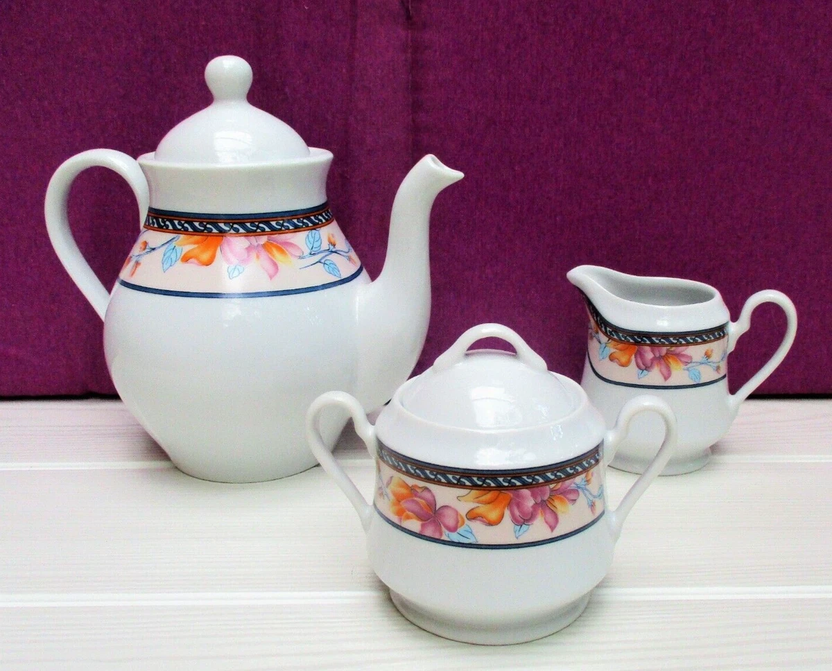 Magnifique service de 12 assiettes en porcelaine Aynsley Bavaria à motifs florau