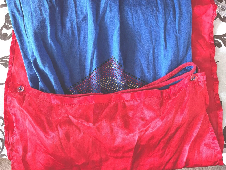 Halloween Custom DC Comics Supergirl With Cape Size Medium - Image 4 of 4