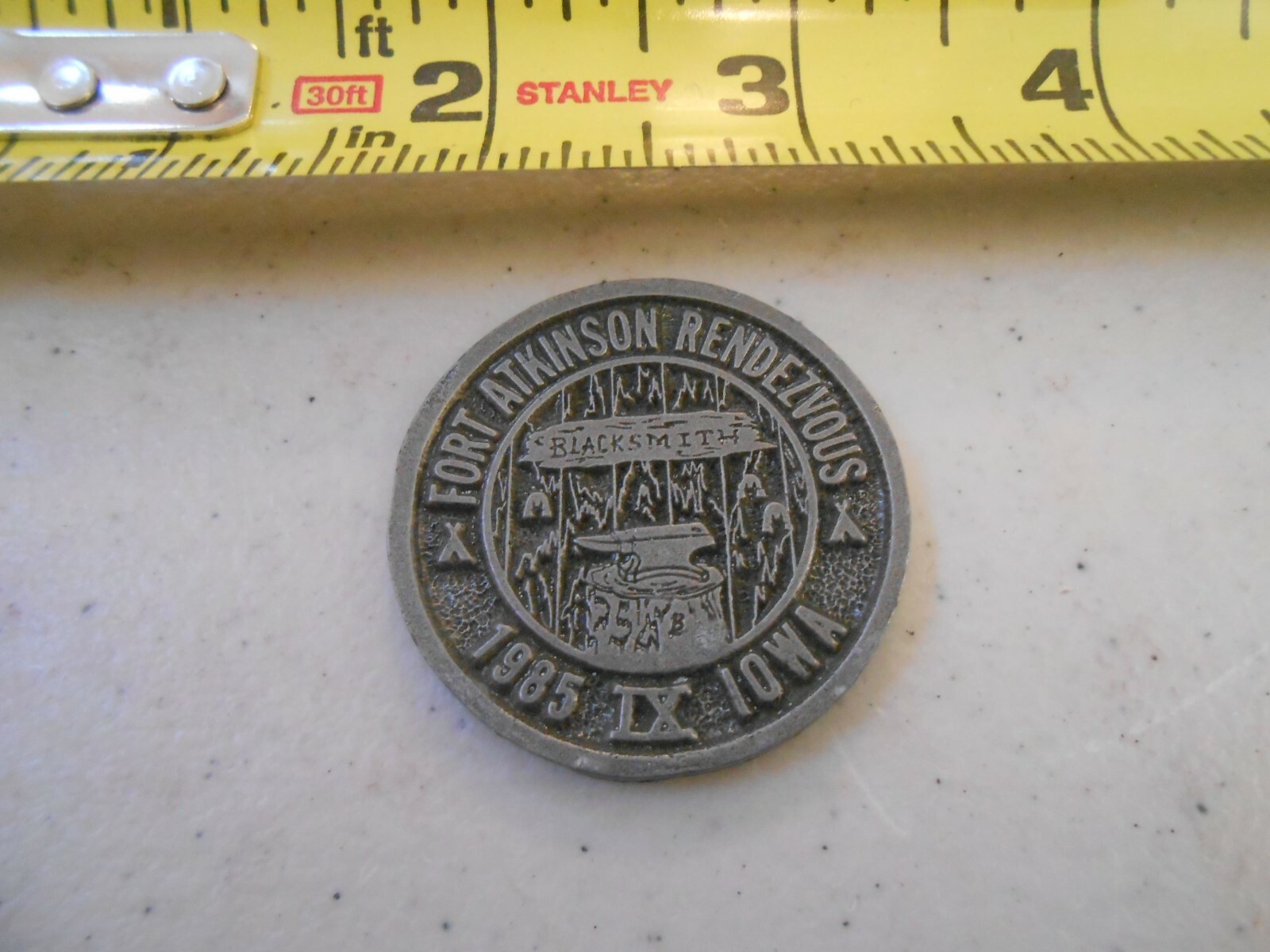 RARE 1985 FORT ATKINSON IOWA RENDEZVOUS CHALLENGE COIN / MEDALLION