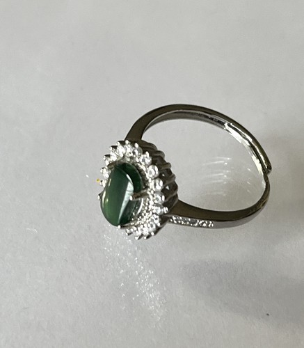Vintage China Manchurian Empire court styled green beetle jadeite ring #7 3/4 - Picture 7 of 9