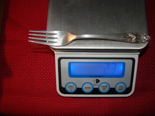 INTERNATIONAL STERLING SILVER IRIS FORK NO MONOGRAM