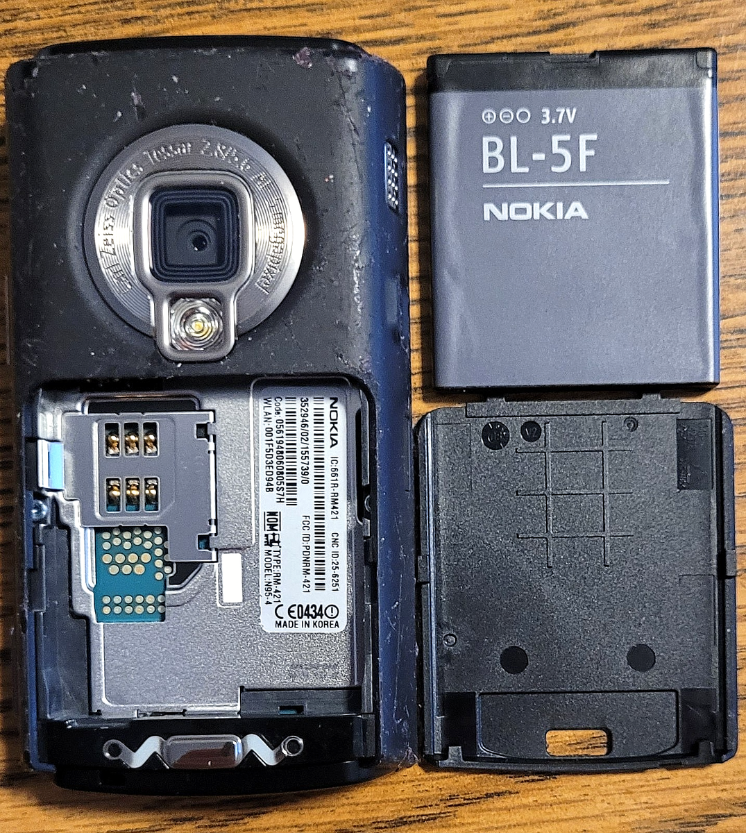 Nokia N95 - Black and Silver ( Unlocked ) Super Rare GSM