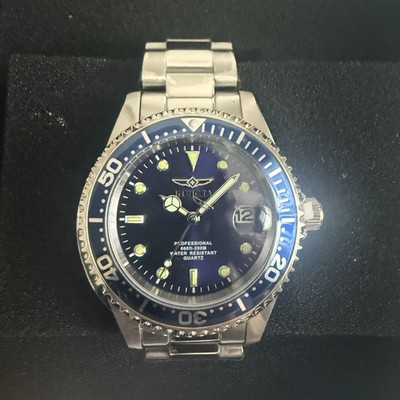 Invicta Pro Diver Analog Wristwatch Blue Dial Stainless Steel Quartz 200m