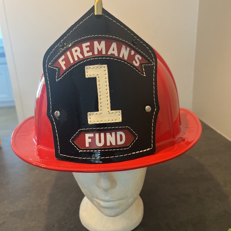 Cairns 1010 Fire Helmet Fireman’s Fund
