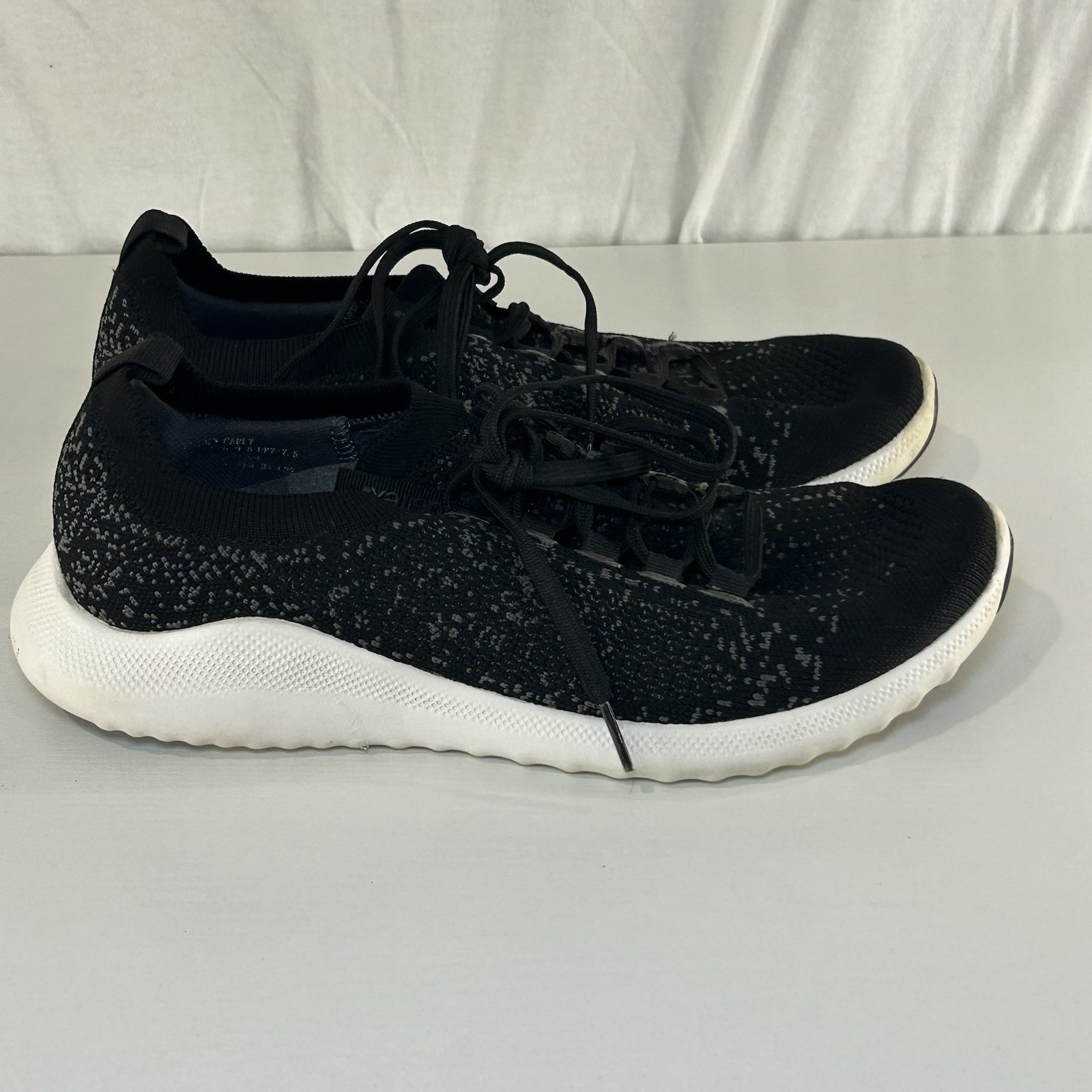 Aetrex Carly Mesh Sneaker Black Grey with Built-In Orthotic 