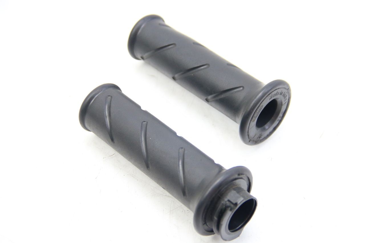 HANDLEBAR GRIP - PEUGEOT E-VIVACITY 1 (2012 - 2018)