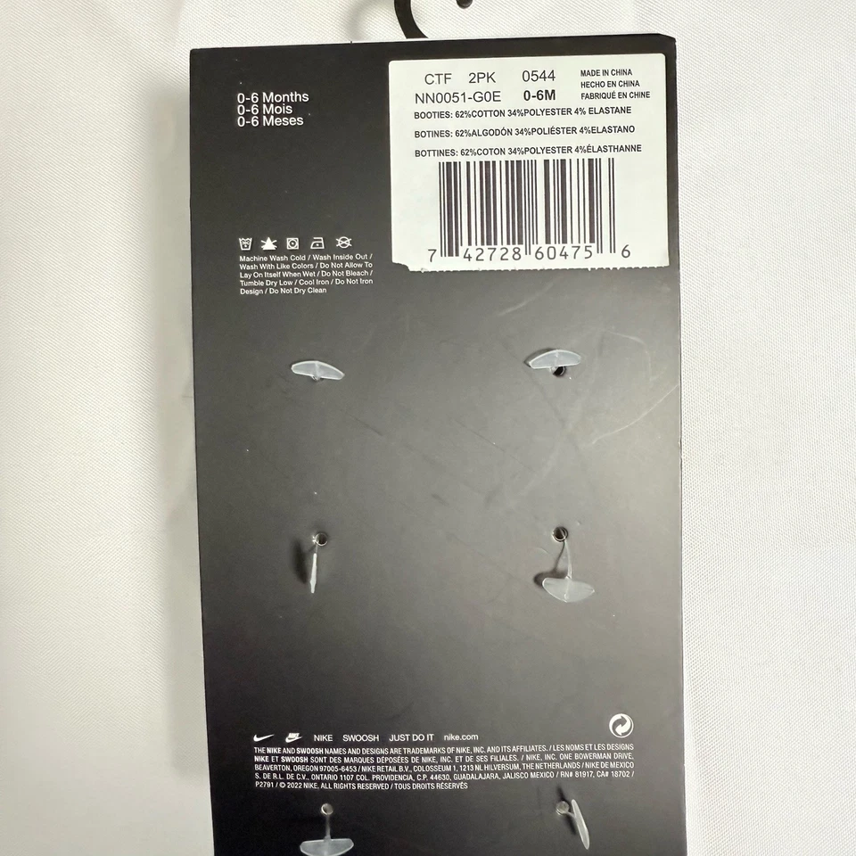 NUEVO PAQUETE DE 2 PARES DE BOTINES NIKE RECIÉN NACIDO BEBÉ 0-6 MESES ALGODÓN/POLIÉSTER Foto 4 de 4