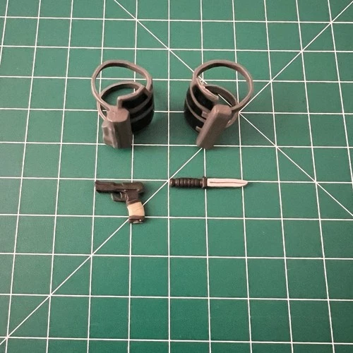 G.I. Joe Classified BUZZER KNIFE & LEG SHEATH 1/12 Figure Custom Fodder Weapon