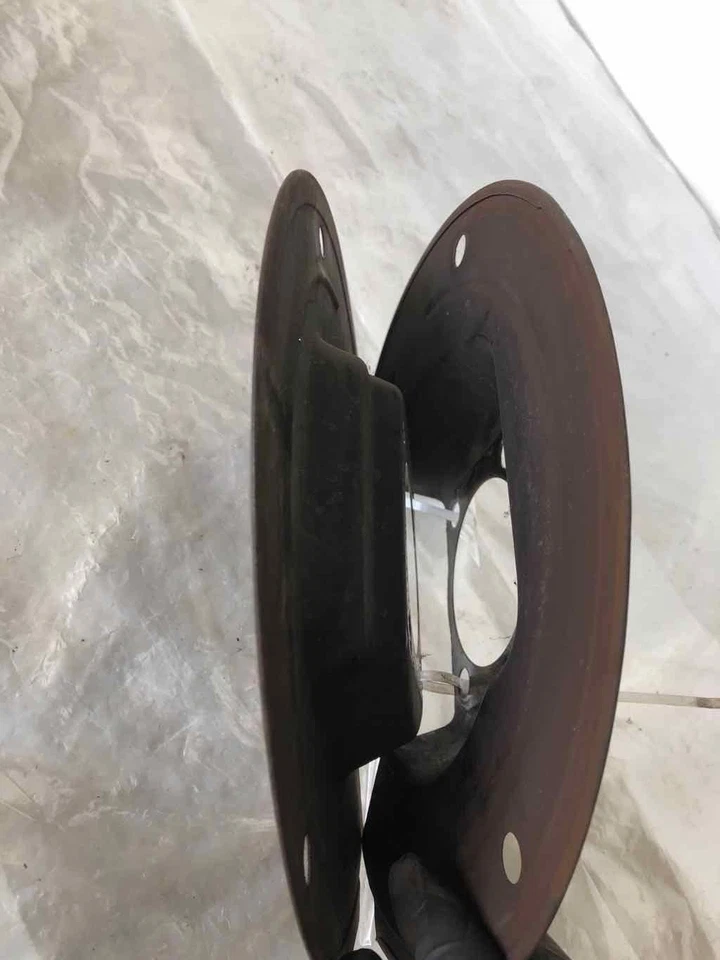 Cadillac Sevilla SLS 2001 placa de respaldo de freno trasero protector contra el polvo derecha e izquierda Foto 4 de 4