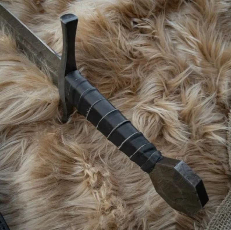 Espada vikinga de acero Damasco forjada a mano afilada lista para batalla espada medieval regalo Foto 3 de 4