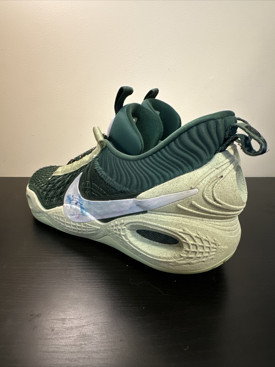 nike cosmic unity gorge green