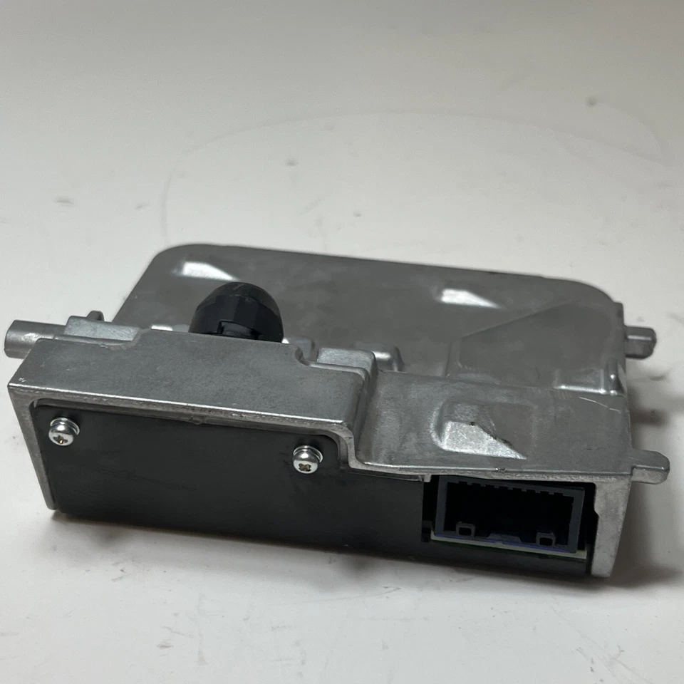 2024 LEXUS GX 550 FRONT VIEW CAMERA WINDSHIELD 8646C-60140 OEM - Imagen 3 de 4