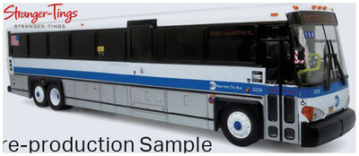 Iconic Replicas MCI D4500CT Coach: MTA New York City ABS Kunststoff 1:50