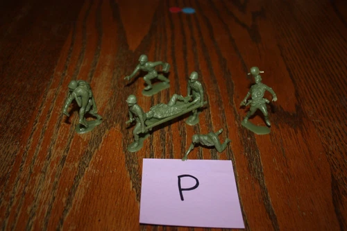 Vintage Marx American Army 9-Piece Medic, Stretcher, Wounded GI's Set Tank P MPC