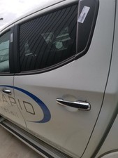 Porte arrière et accessoires Mitsubishi L200