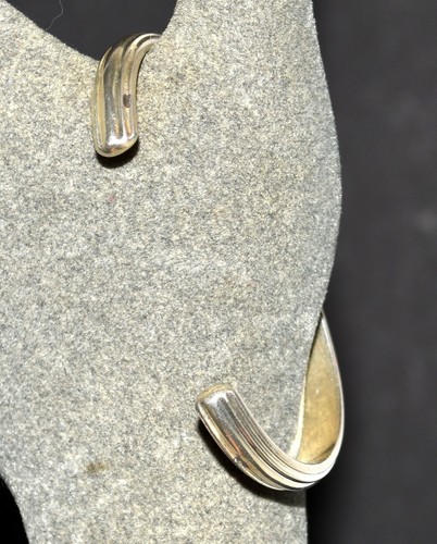 Brazalete Brazalete Vintage Navajo Firmado Irene Chiquito Plata Esterlina 20g Talla 6.5 - Imagen 6 de 9