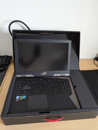 ASUS ROG G703 | Ordinateurs portables gaming GTX1080 | ROG-GRIFFIN-G703GI-E5083T