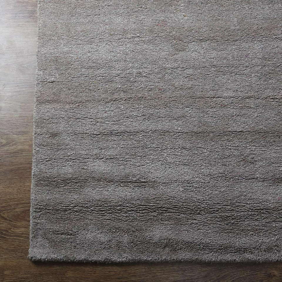 Alfombra ecológica de mezcla de seda con telar anudado a mano beige liso BBH Homes BBLSM111 Foto 4 de 4