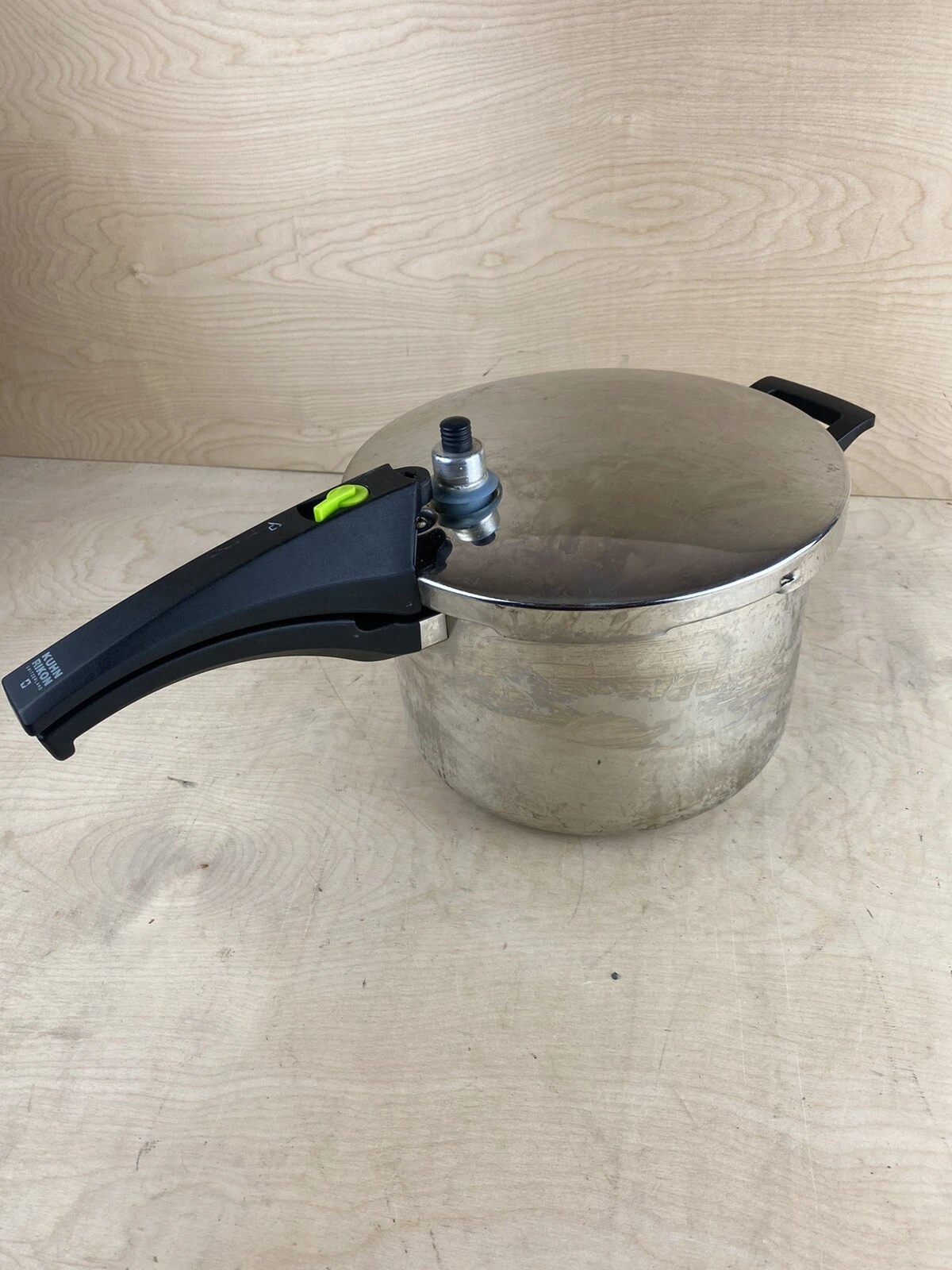 KUHN RIKON Ecomatic Stove Top Pressure Cooker 6 Quart