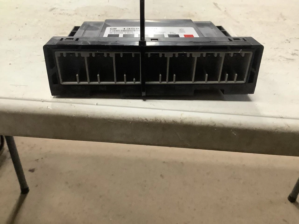 Chasis ECM Carrocería Control BCM ID 13580773 Se Adapta a 11 13 VOLTIOS 336245 Foto 2 de 3