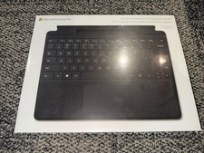 SEALED French Layout Microsoft Surface Pro Signature Keyboard 8XF-00022 Black