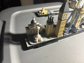 Lego Architechture Lot, New York 21034 and London 21028 Incomplete