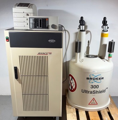 BRUKER Avance 300 UltraShield 54mm NMR Spektrometer BSMS 2 AQR P System