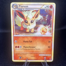 Flareon 26/90 Undaunted pokemon card