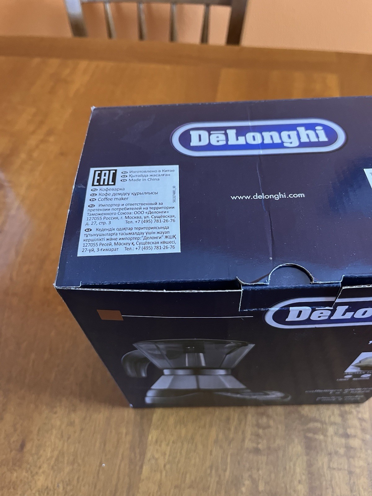 De'Longhi Alicia PLUS EMKP 21.B Macchina da Caffè per Moka - Nera/Argenta foto 2