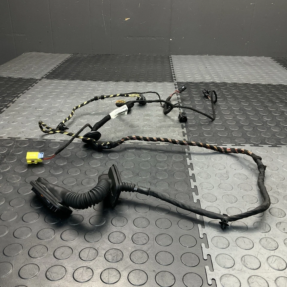 2010-2017 Volkswagen CC Front Right Passenger Door Panel Wiring Harness OEM - Image 3 of 4