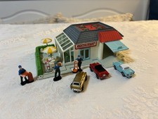 Vintage 1995 New-Ray Restaurant Diorama Scene w/ Classic Cars Figures 50s  70s